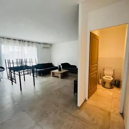 Jolie Maison De Village 2 빌라 *